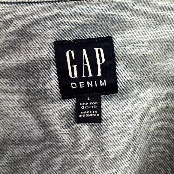 gap jean jacket size small! - Picture 2 of 6